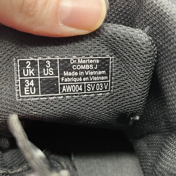 Dr. Martens Combs J Juniors size 3 black boot zip closure casual outdoor - Picture 6 of 7